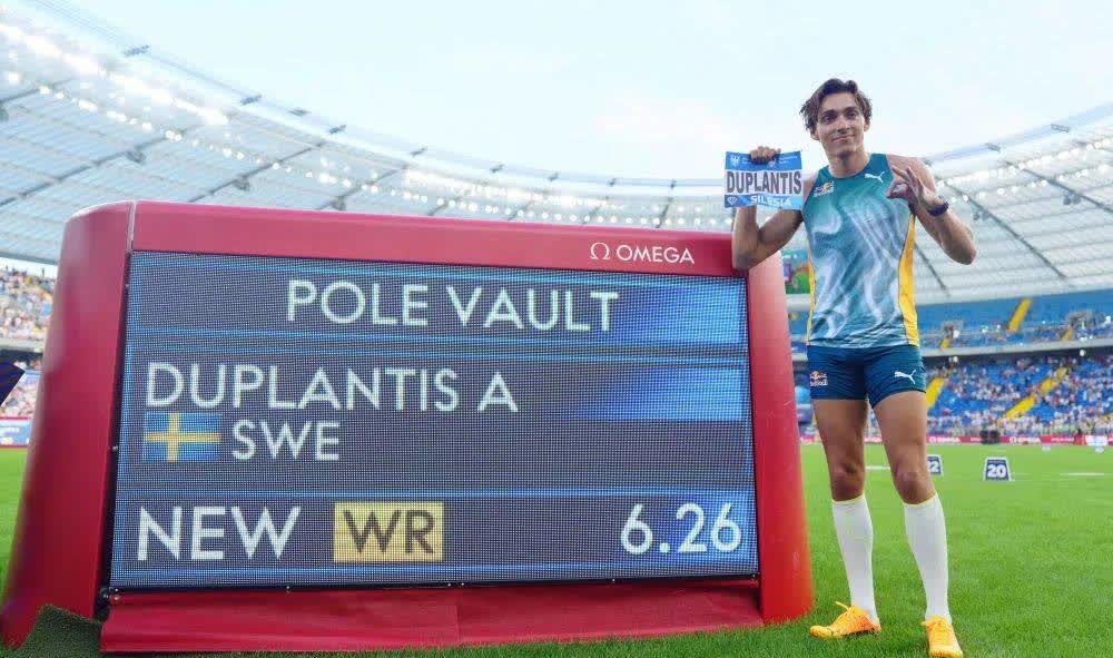 Kaiyun-纳达尔重返赛场，险胜首场状态出色，中国队观众沸腾！