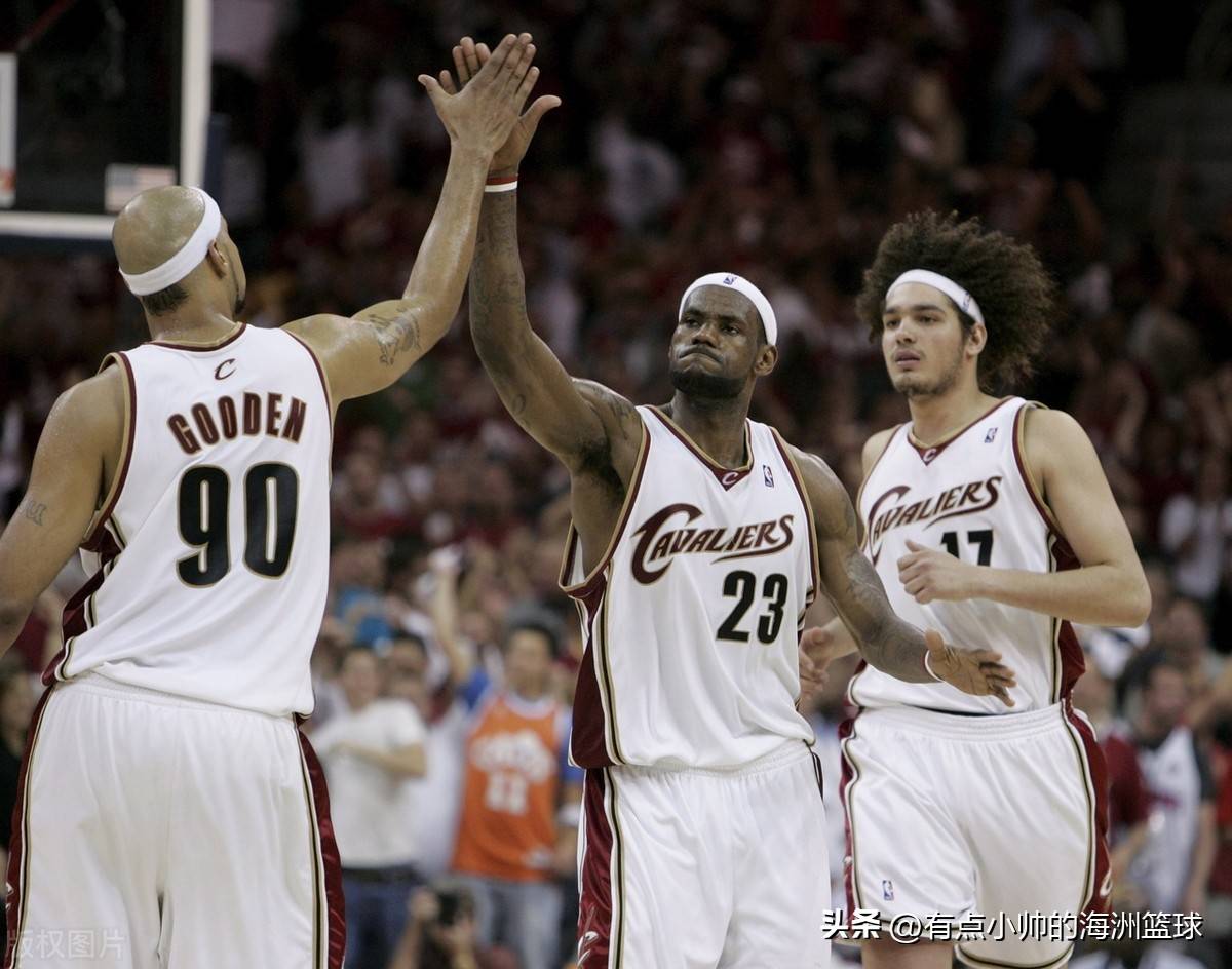 开云体育- G2前途光明！，詹姆斯新星战术调整表现突出赛场气氛高涨