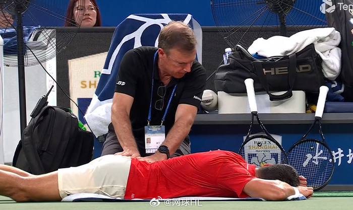 Kaiyun-德约科维奇爆冷击败巴塞罗那，势不可挡引爆全场！的简单介绍