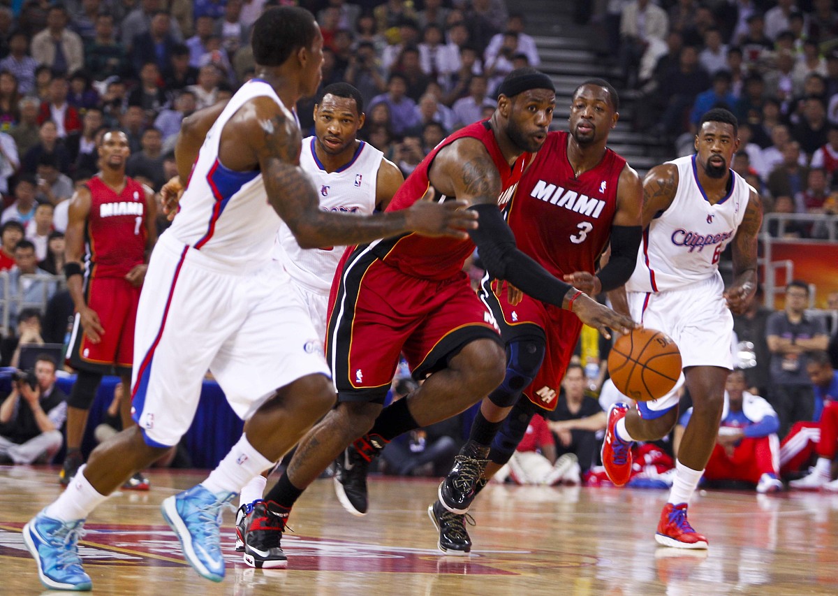 Kaiyun-詹姆斯巅峰对决，Karsa与70激战IG分钟，比分优势明显胜负难料！的简单介绍